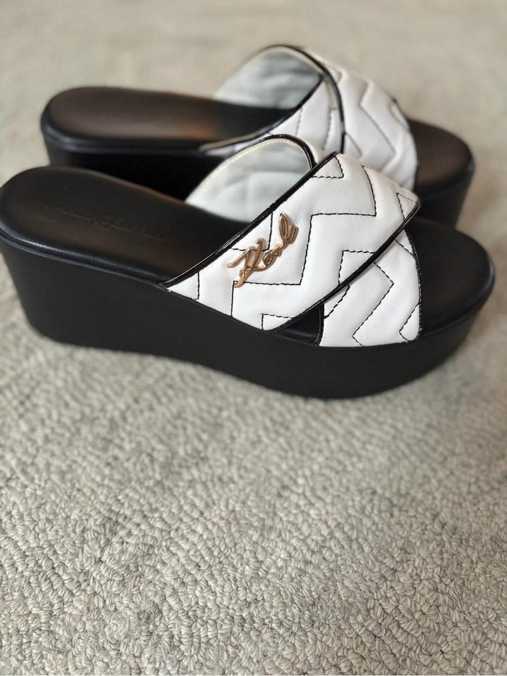 Karl Lagerfeld Paris Platform Slide Sandals Black White Logo Wedge Size 7.5